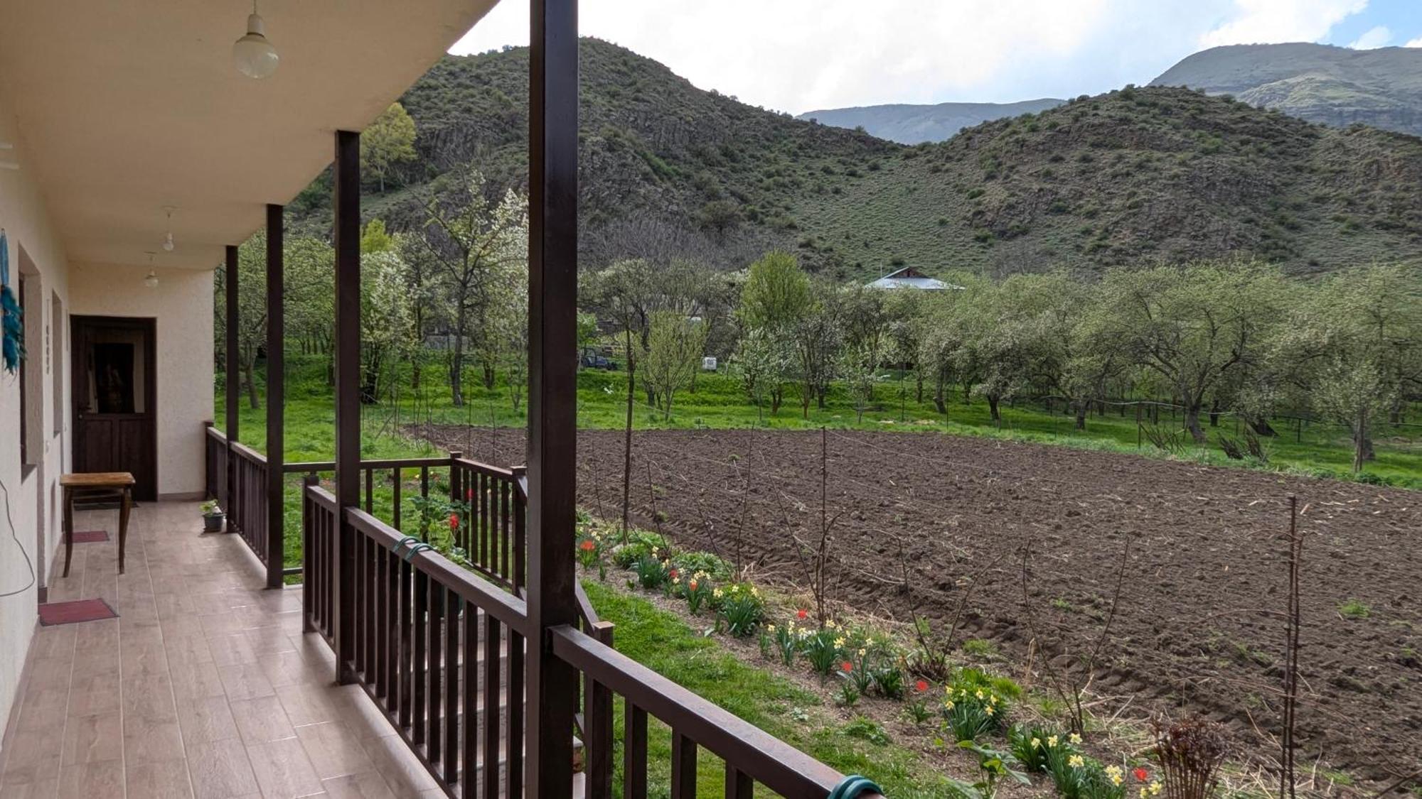 Bee House Hotel Pia Ngoại thất bức ảnh