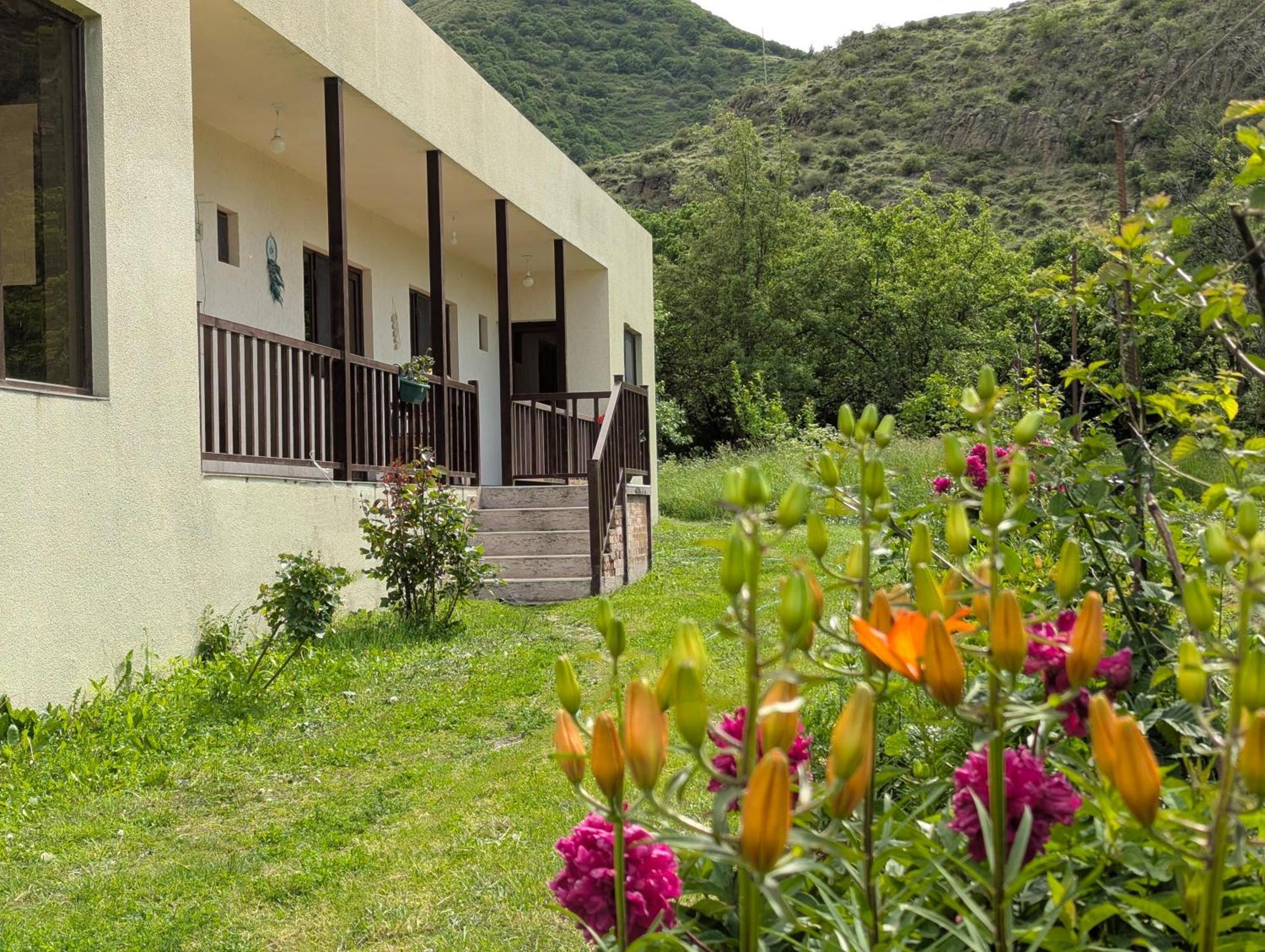 Bee House Hotel Pia Ngoại thất bức ảnh