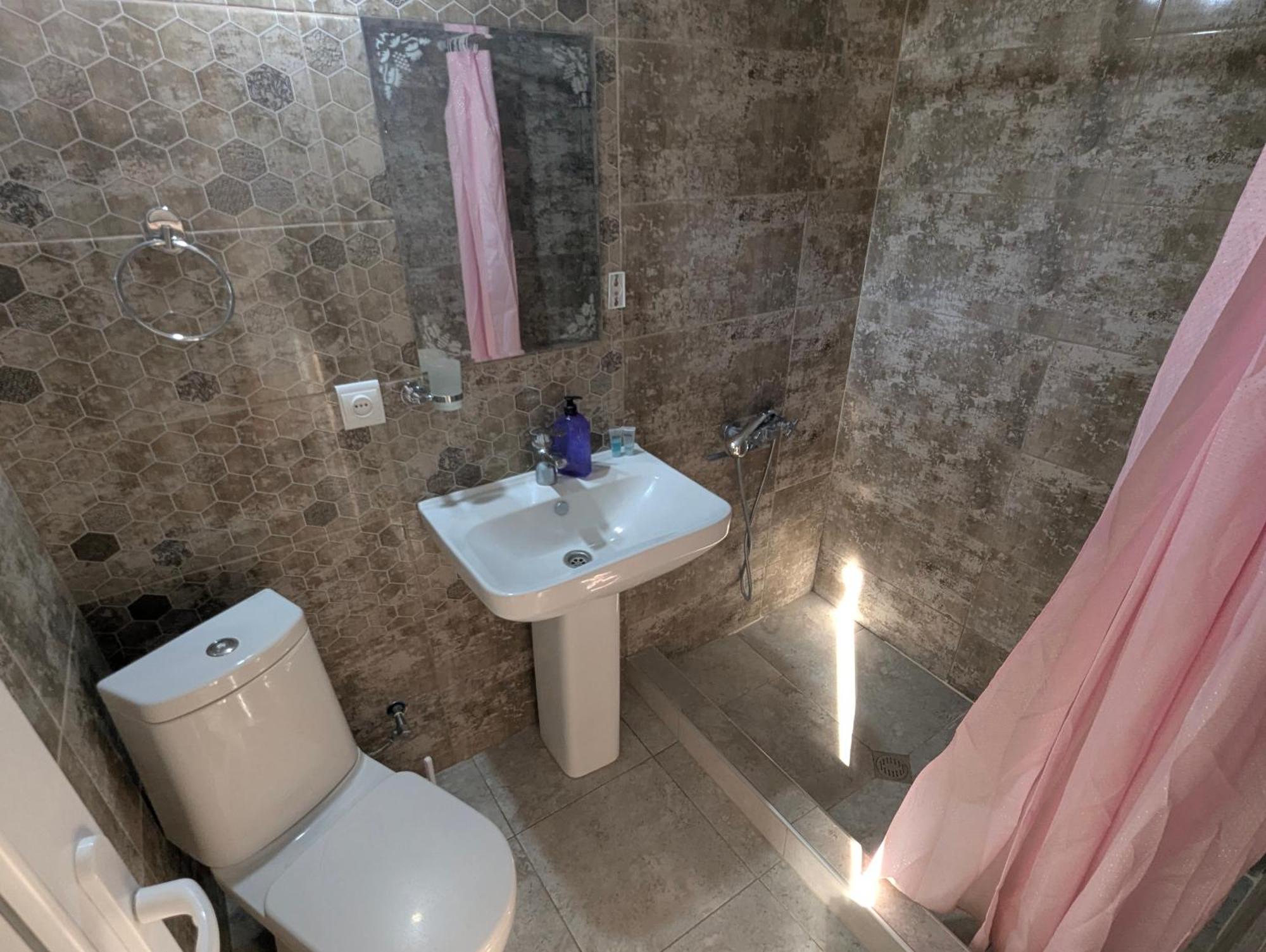 Bee House Hotel Pia Ngoại thất bức ảnh